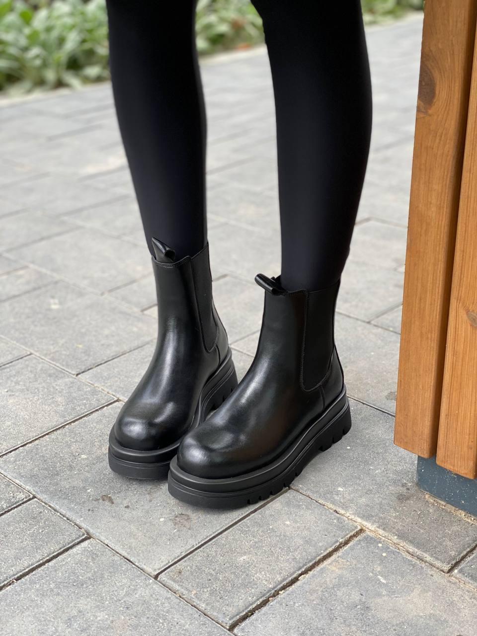 Bottega Veneta Full Black (No Logo)