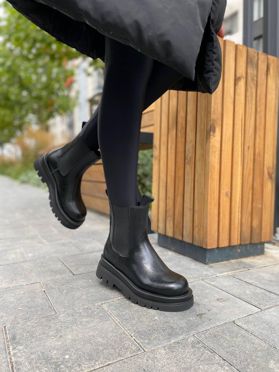 Bottega Veneta Full Black (No Logo)