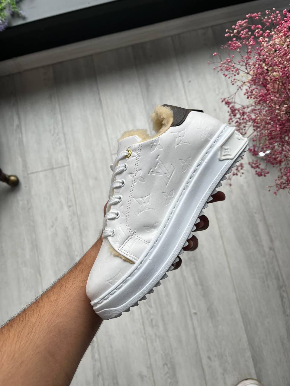Louis Vuitton Time Out White