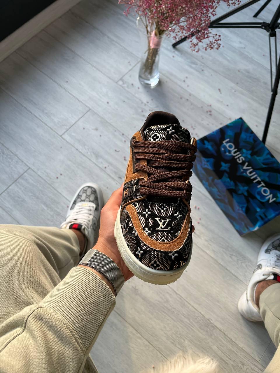 Louis Vuitton Trainer Brown
