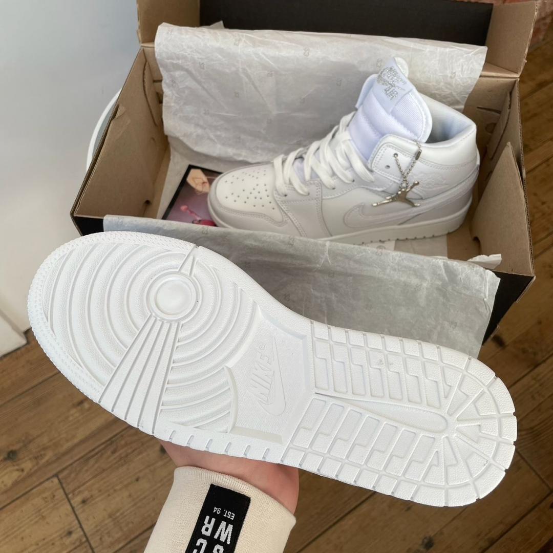 Nike Air Jordan 1 Retro High Full White v2