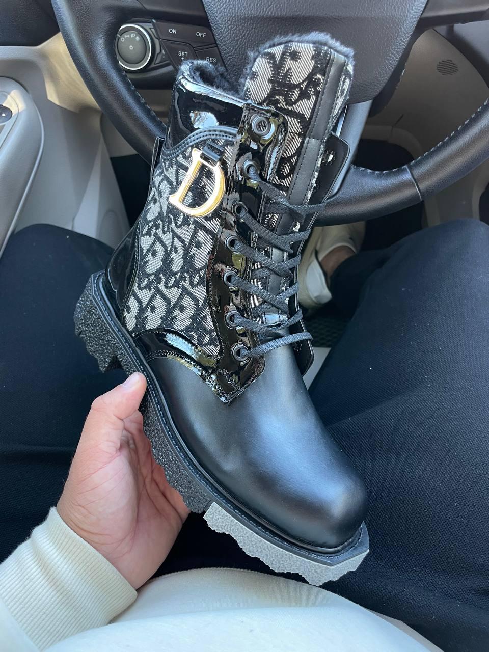Dior Boots Black Fur v2
