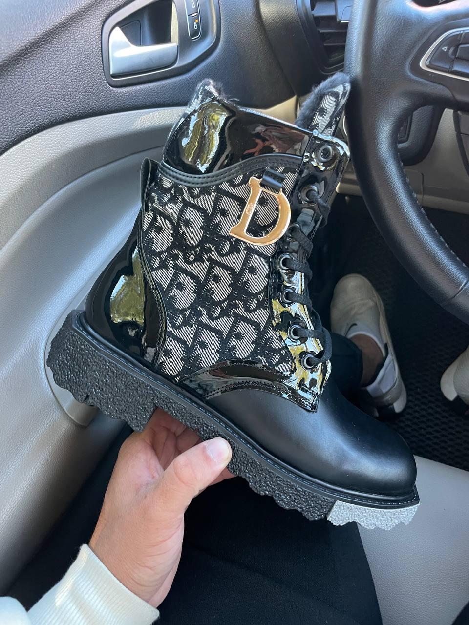 Dior Boots Black Fur v2
