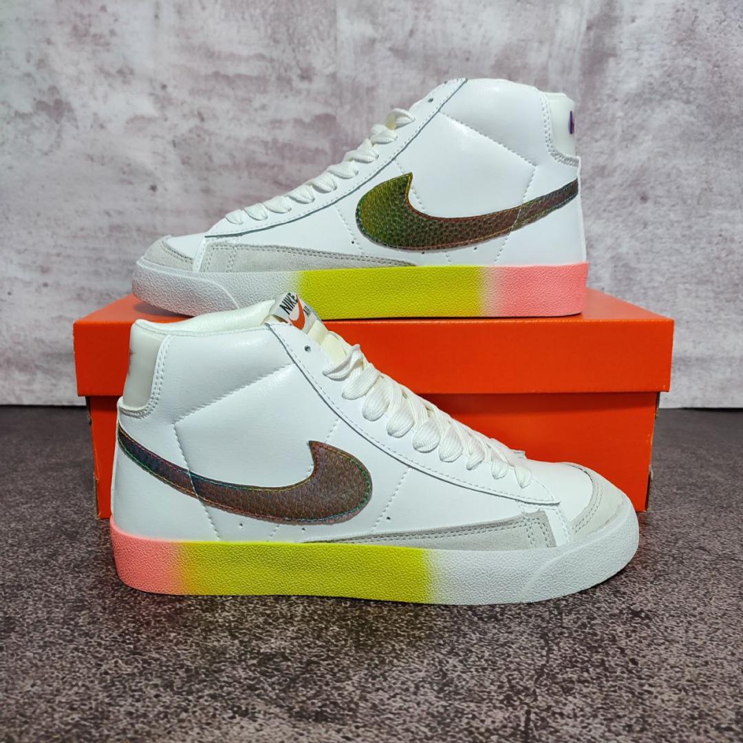 Nike Blazer Mid 77 Multicolor