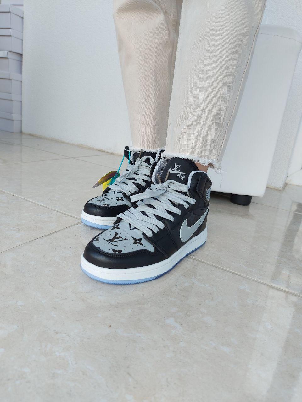 Nike Air Jordan Retro 1 x LV Grey Black