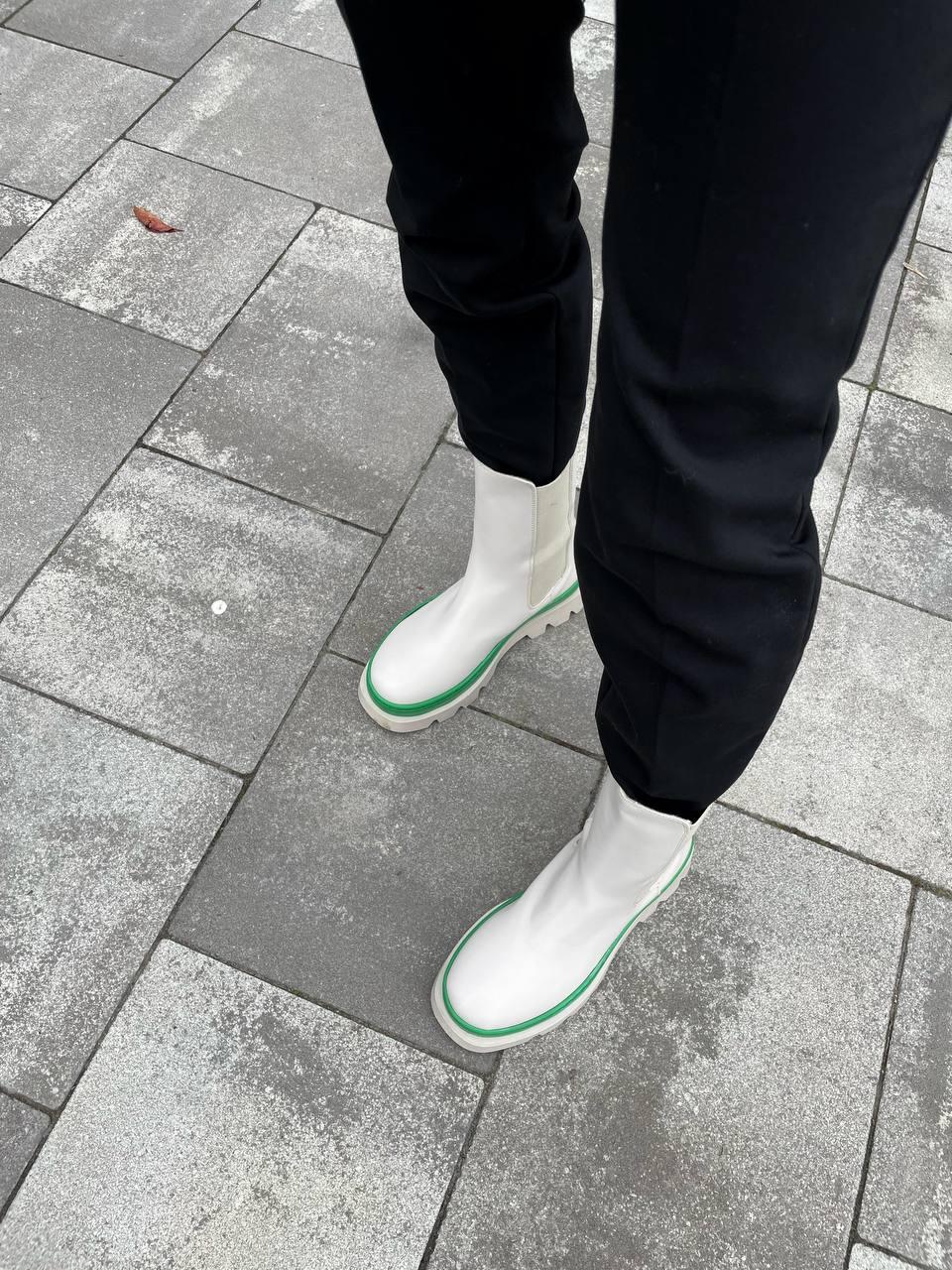 Bottega Venata White Green Fur