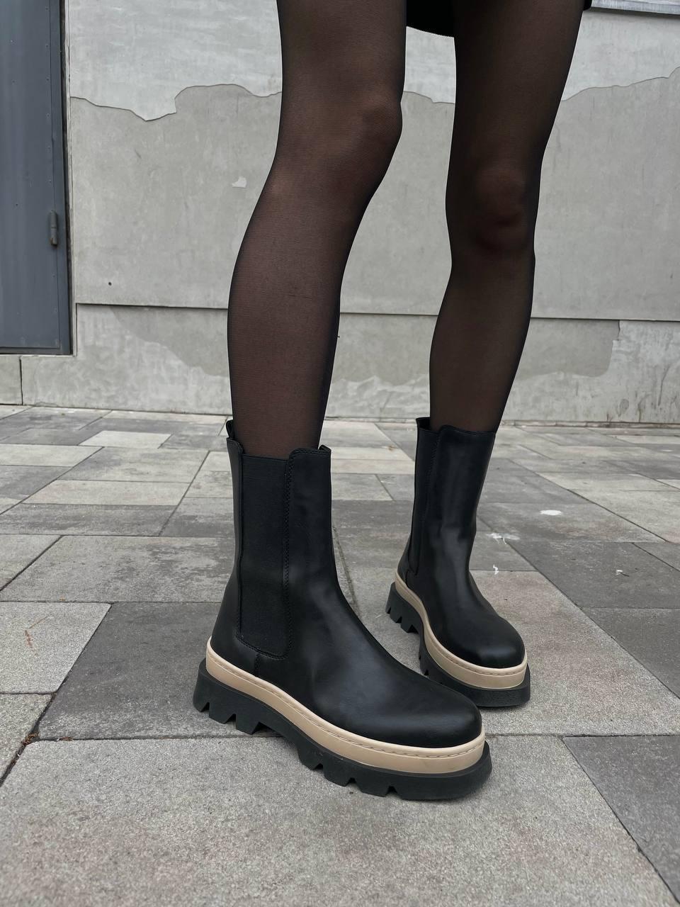 Bottega Venata Black Beige Fur