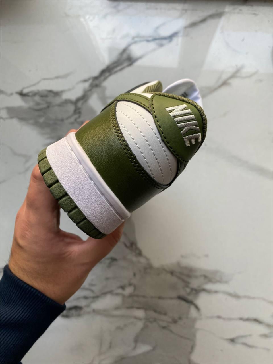 Nike Dunk Low Medium Olive