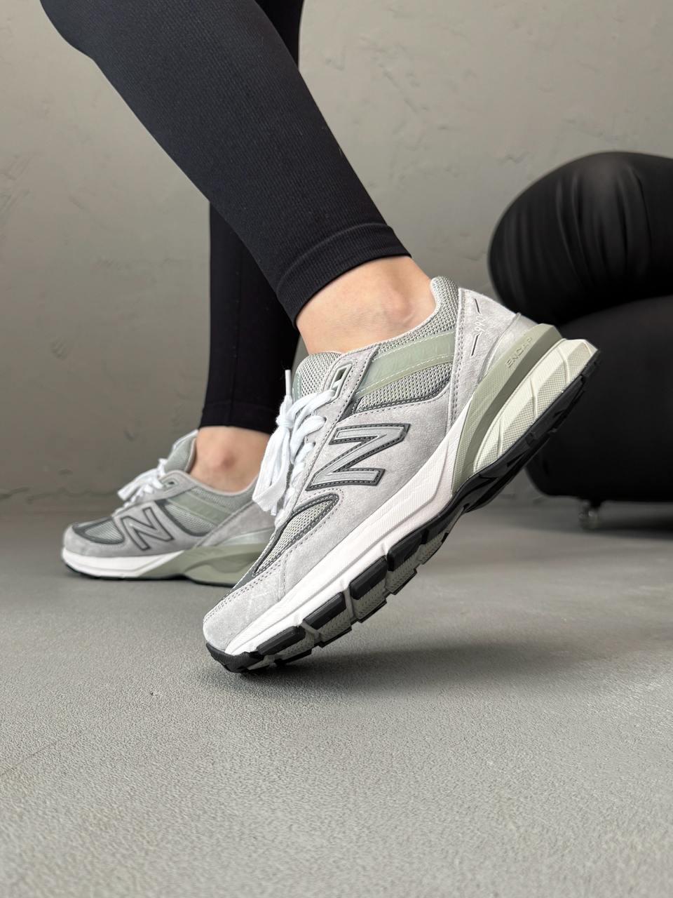 New Balance 990 V5 Grey