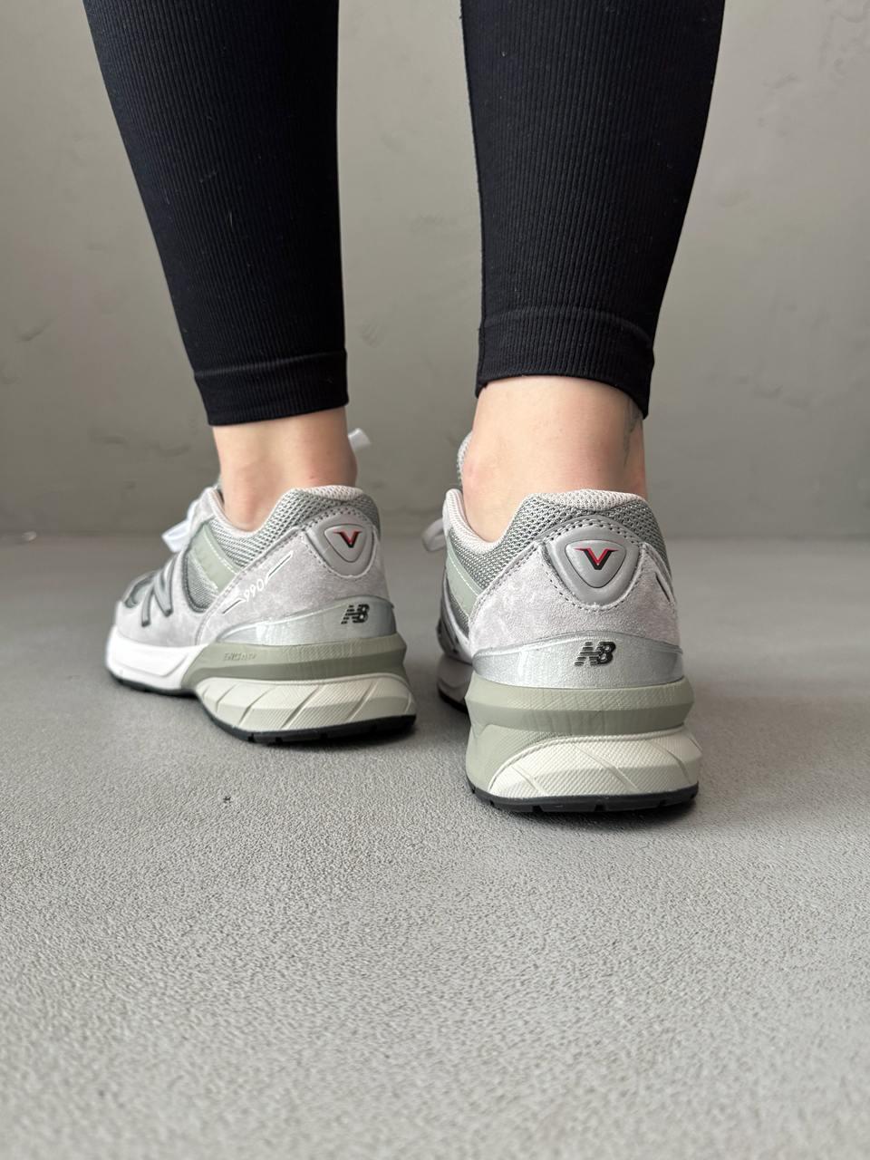 New Balance 990 V5 Grey