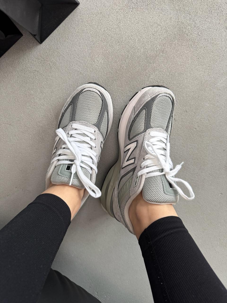 New Balance 990 V5 Grey
