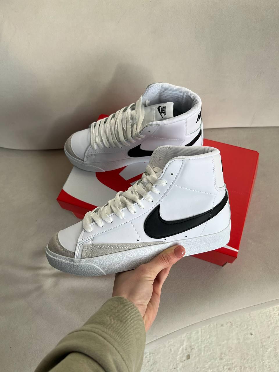 Nike Blazer Mid White Black
