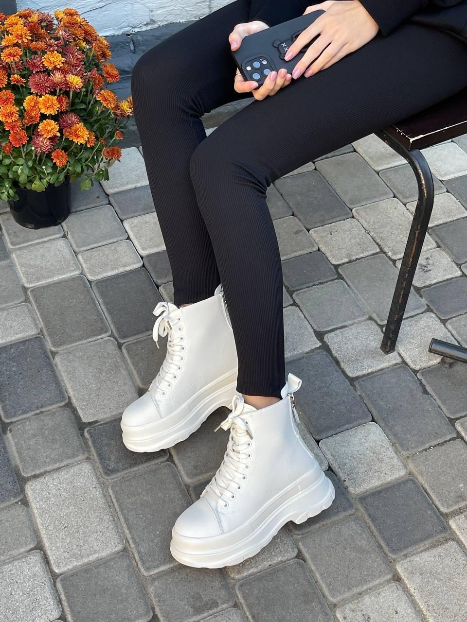 McQueen Light Beige No Logo