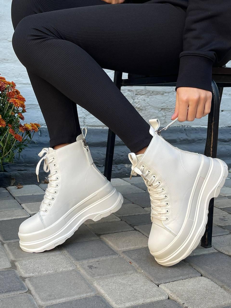 McQueen Light Beige No Logo