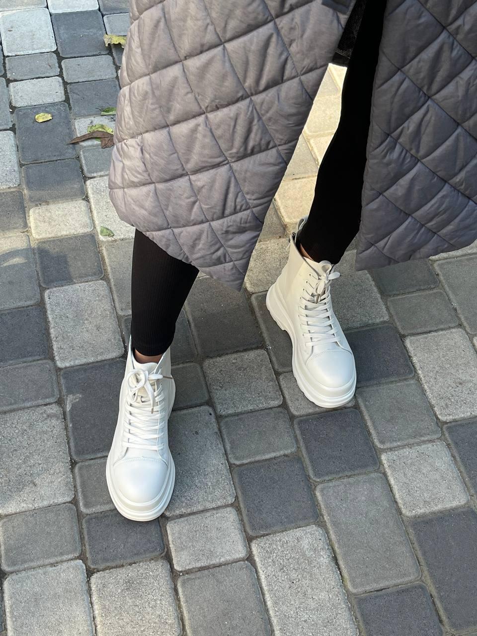 McQueen Light Beige No Logo