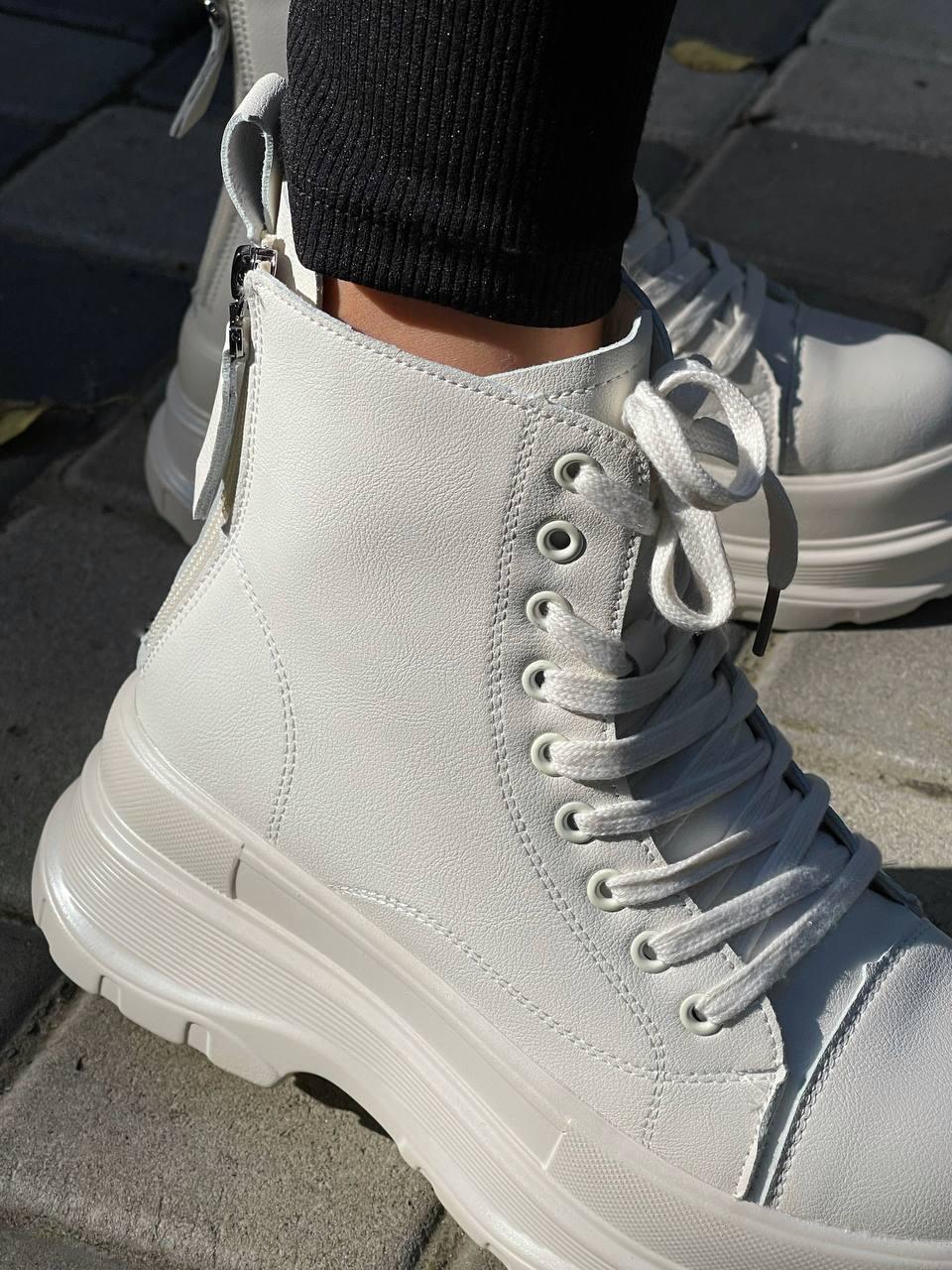 McQueen Light Beige No Logo