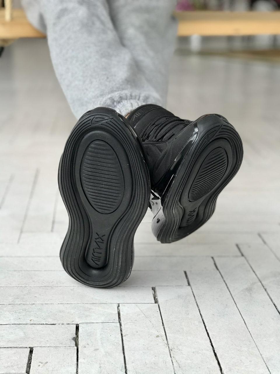 Nike Air Max 720 Black 1