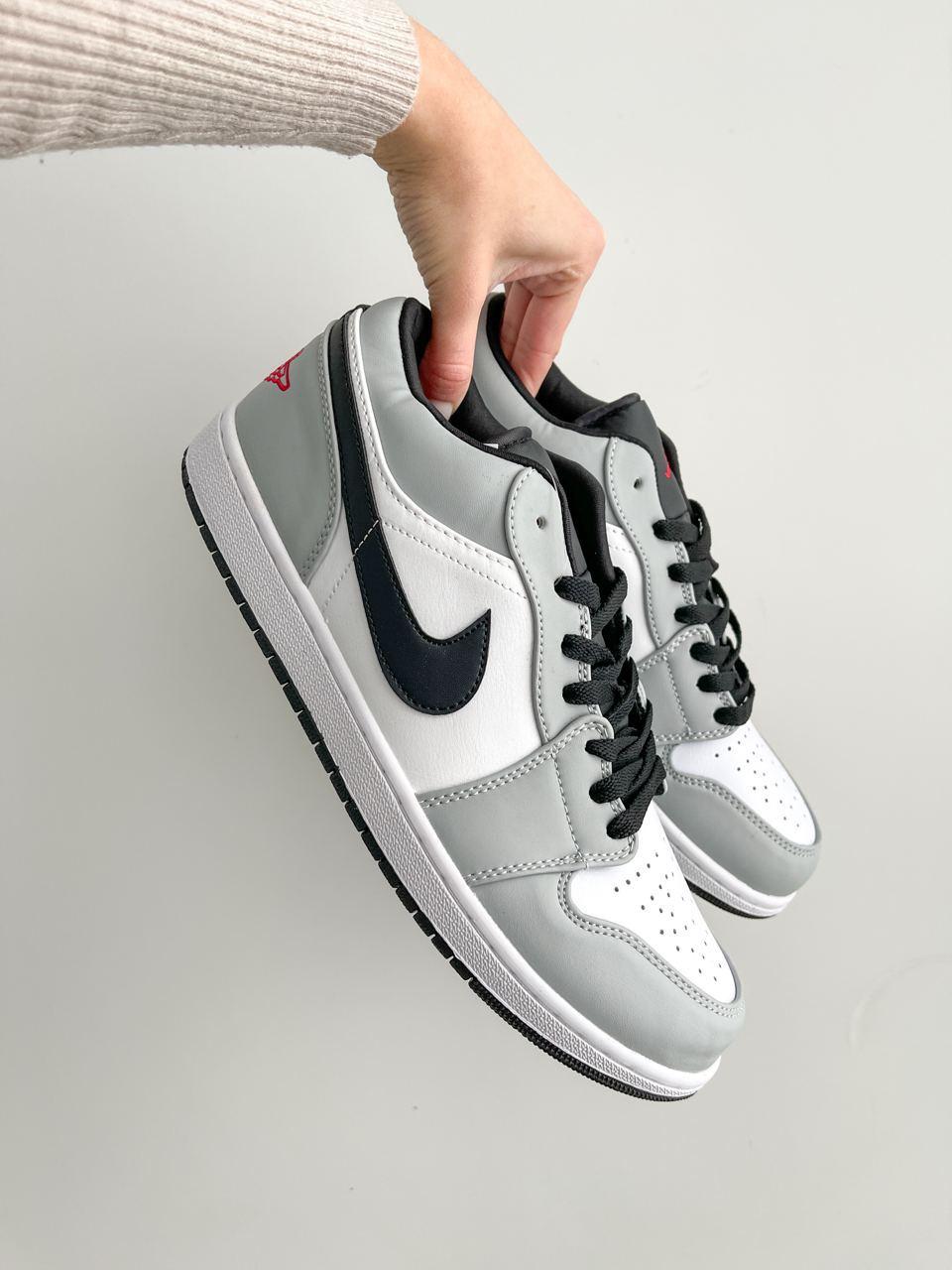 Nike Air Jordan Retro 1 Low Grey White Black v2
