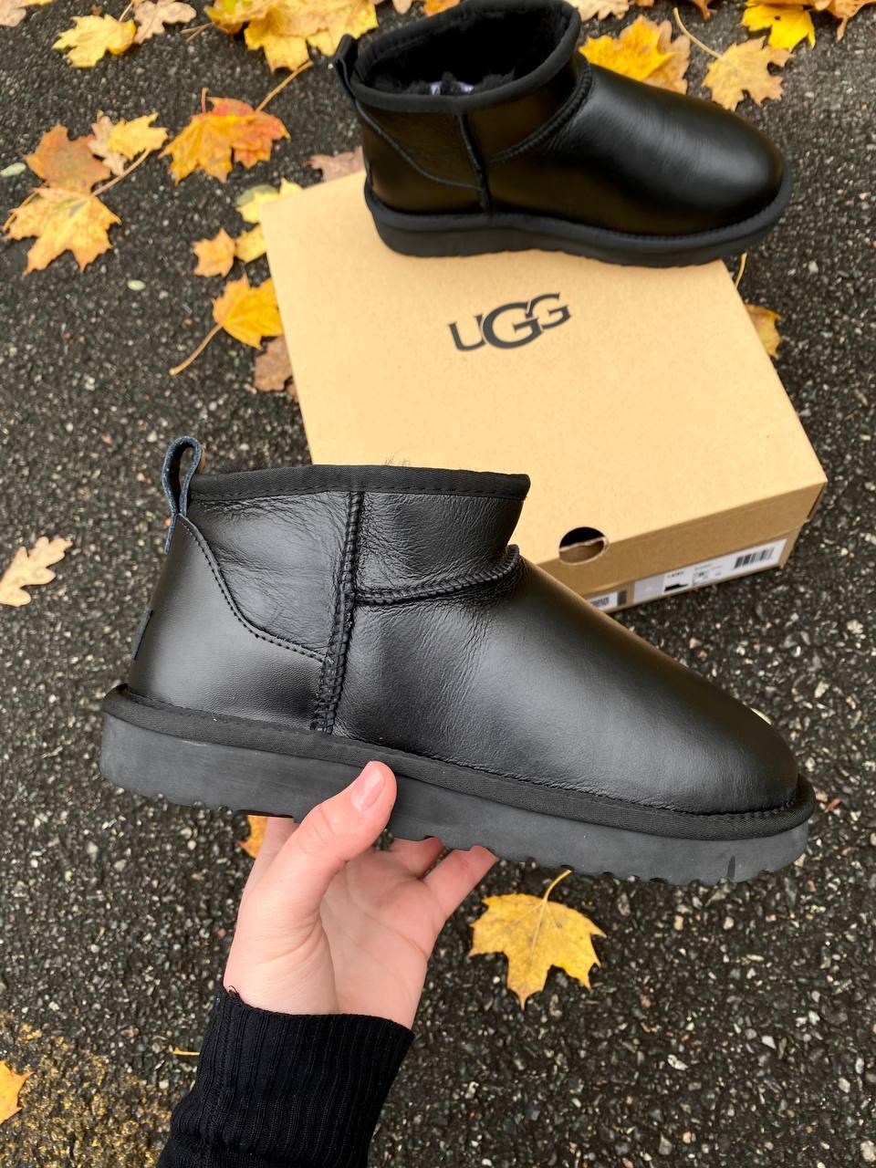 Ugg Ultra Mini Black 1.0