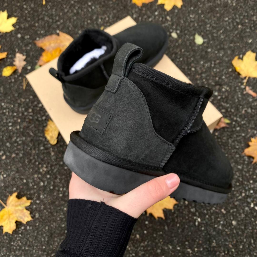 Ugg Ultra Mini Black v3