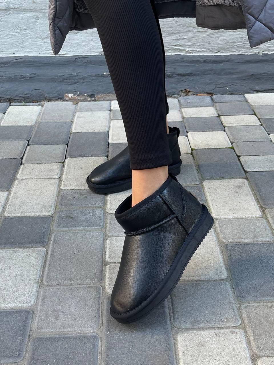 Ugg Ultra Mini Black v1