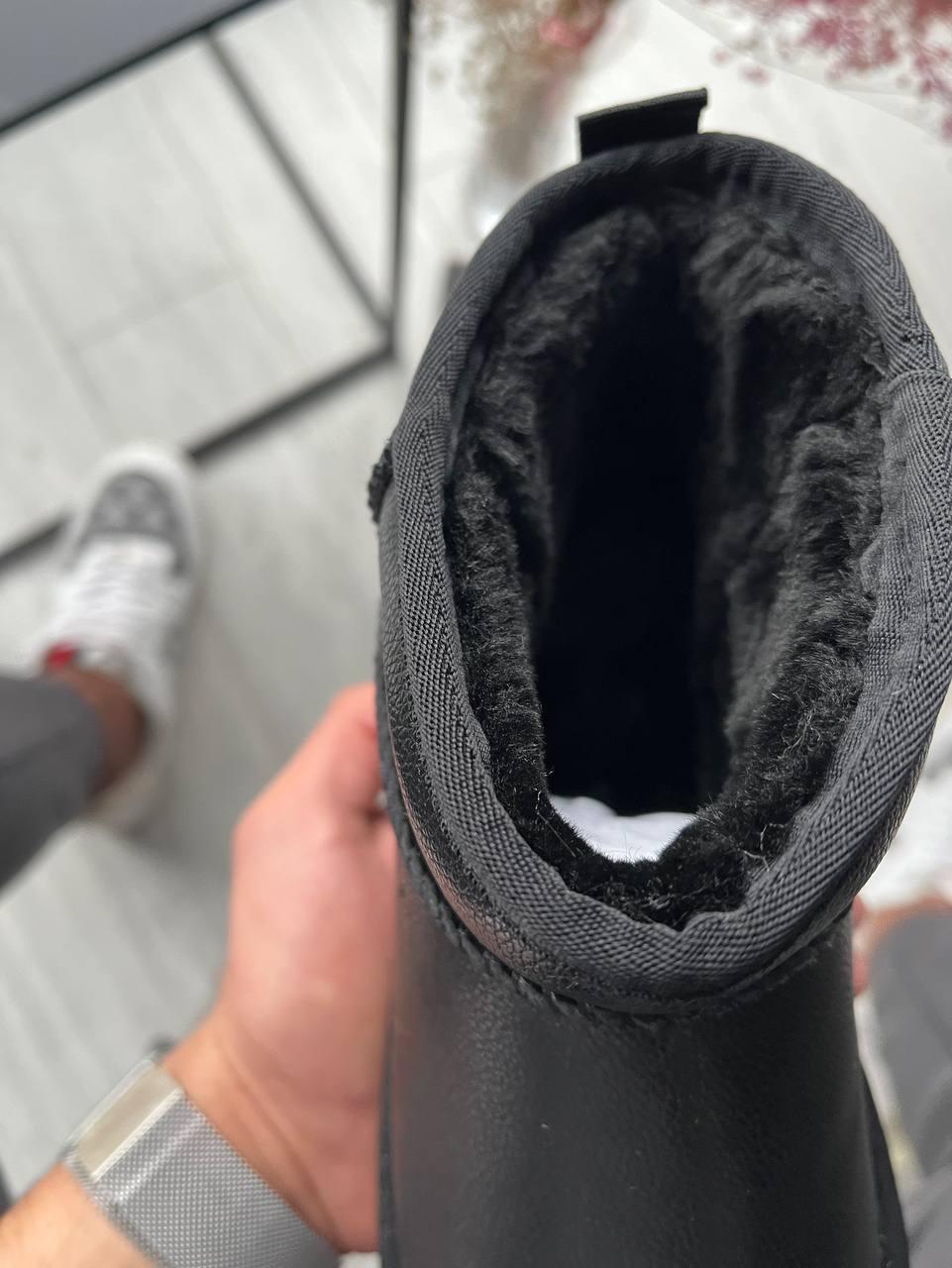 Ugg Ultra Mini Black v1