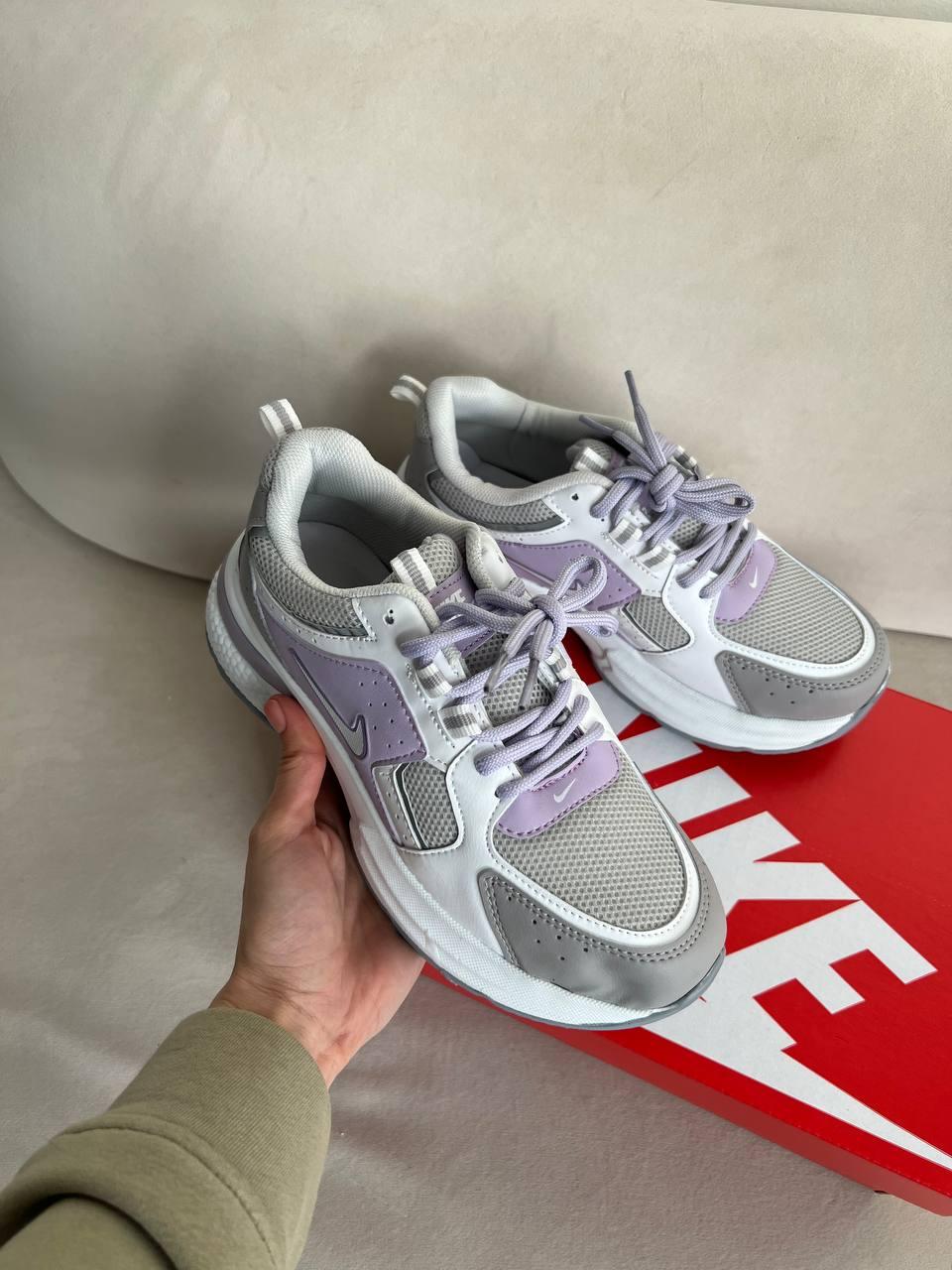 Nike Pro Violet