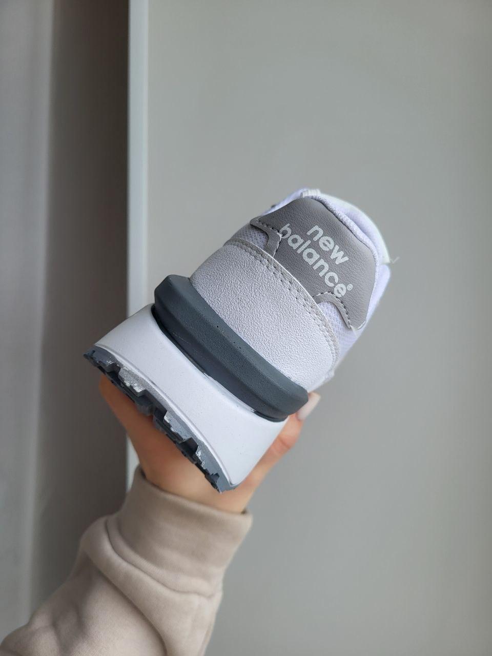 New balance 327 Light Grey