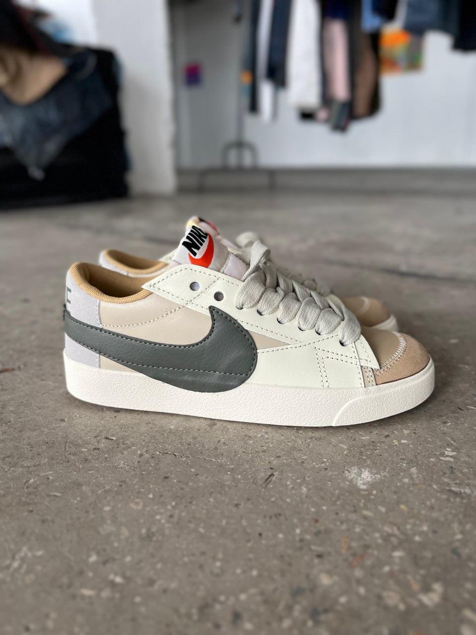 Nike Blazer Low 77 Jumbo Beige