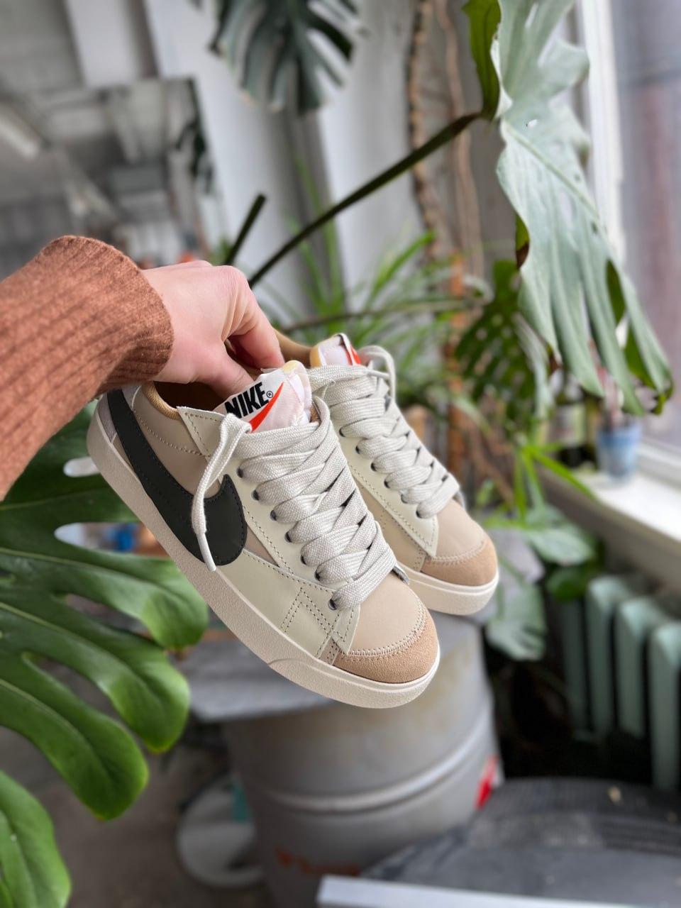 Nike Blazer Low 77 Jumbo Beige