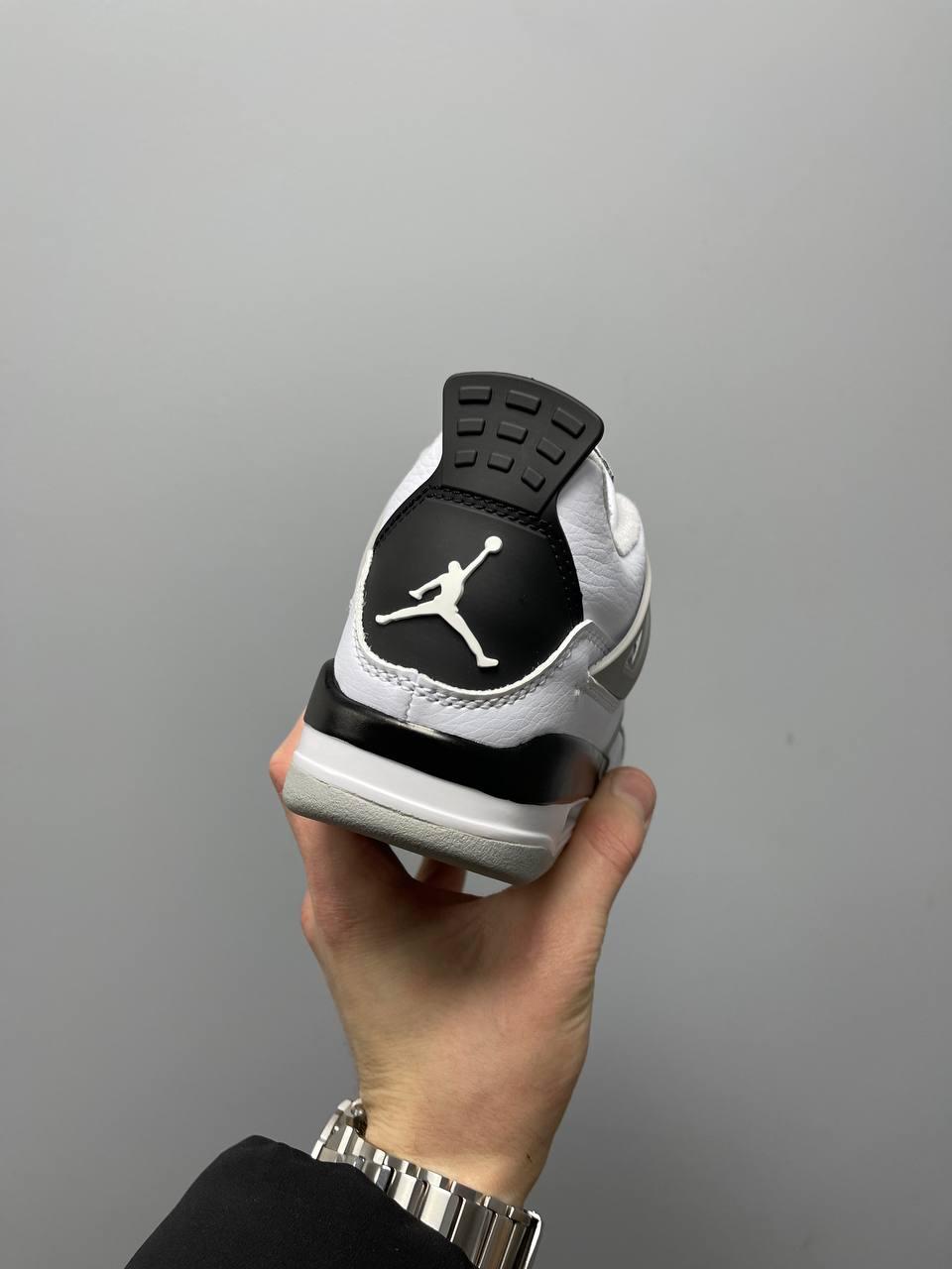 Nike Air Jordan 4 Retro Military Black