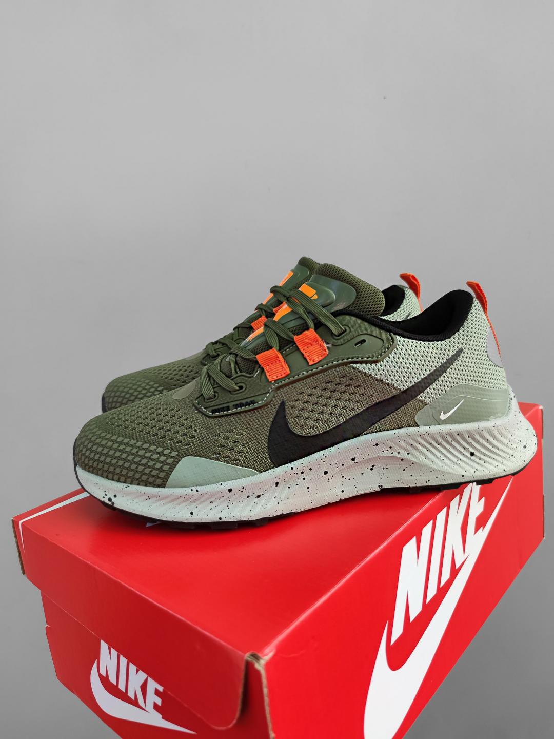 Nike Pegasus Trail 3 Green White Black