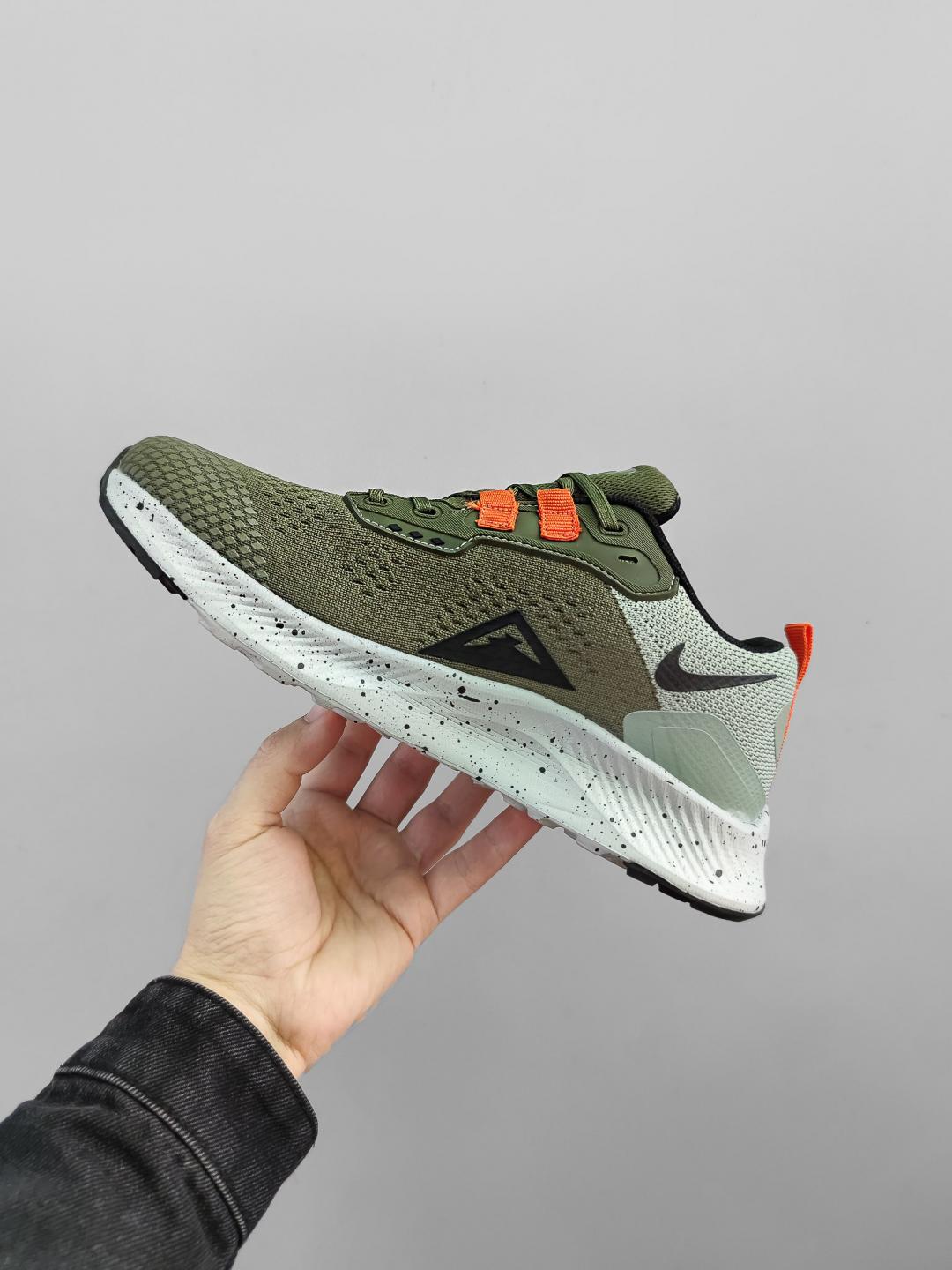 Nike Pegasus Trail 3 Green White Black