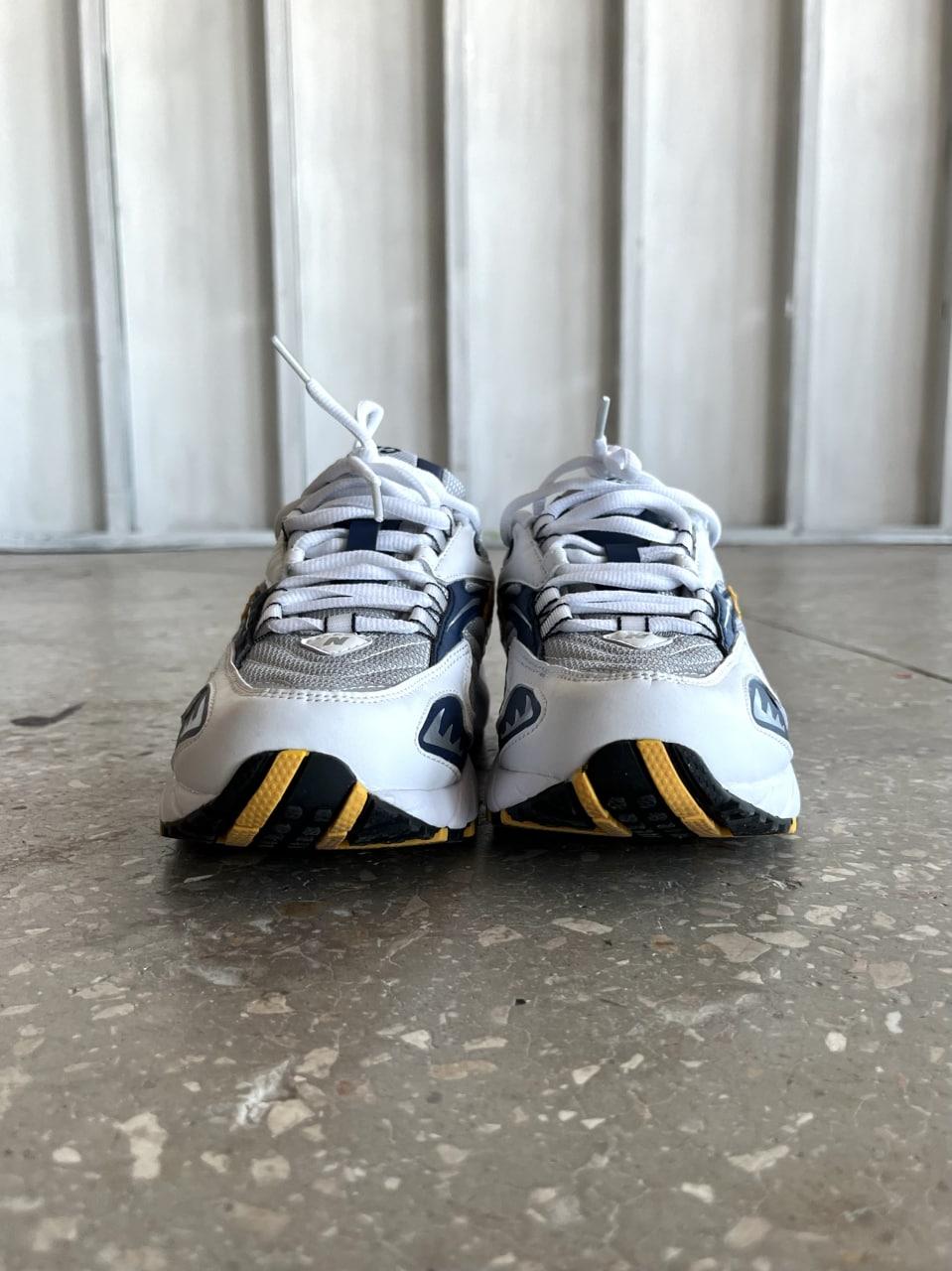New Balance 725 White Navy