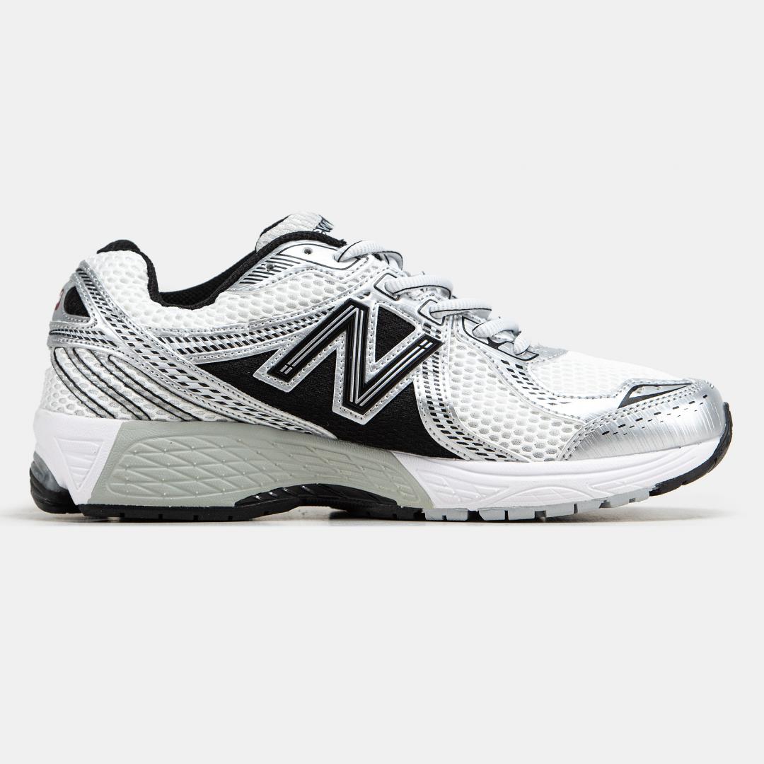 New Balance 860v2. White Silver