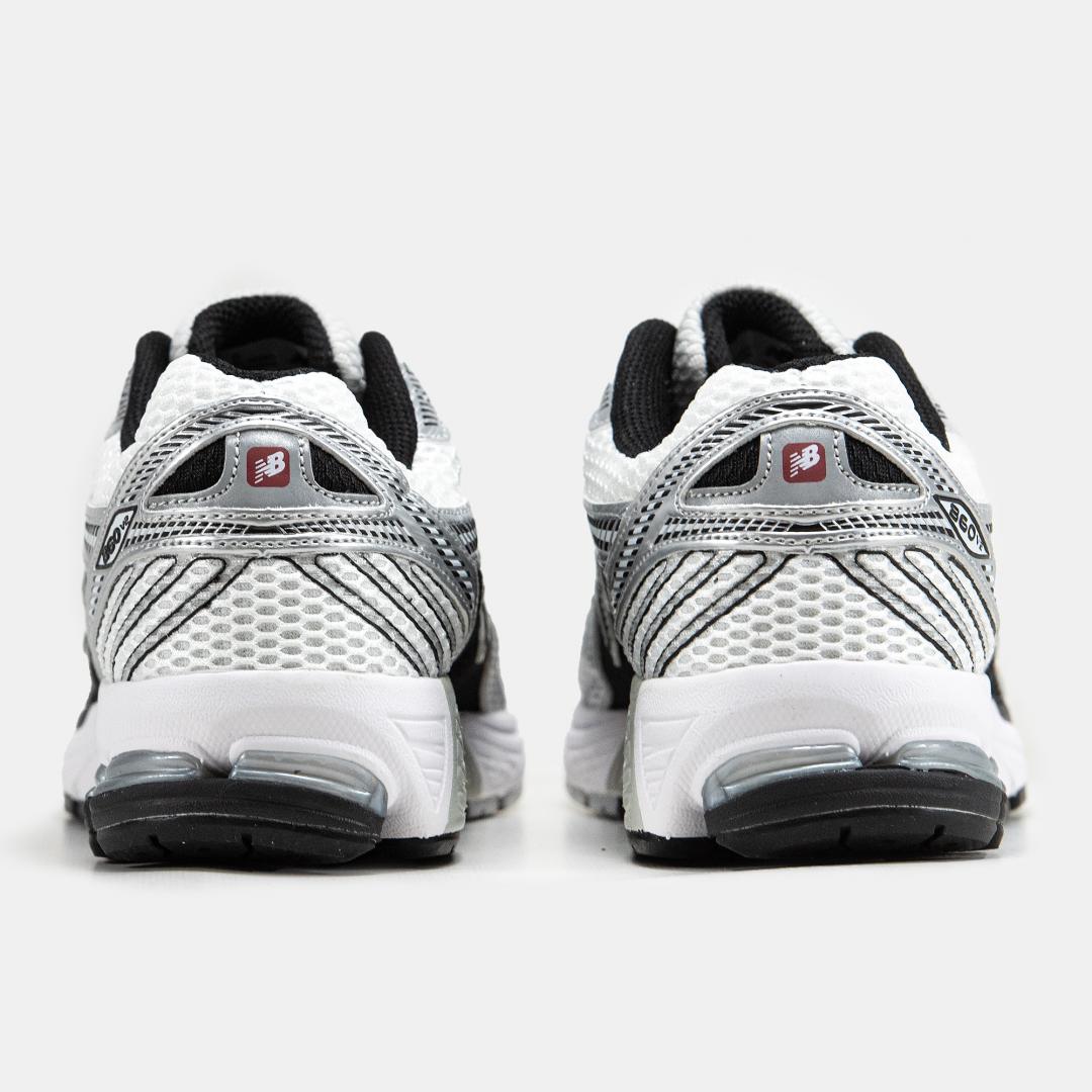 New Balance 860v2. White Silver
