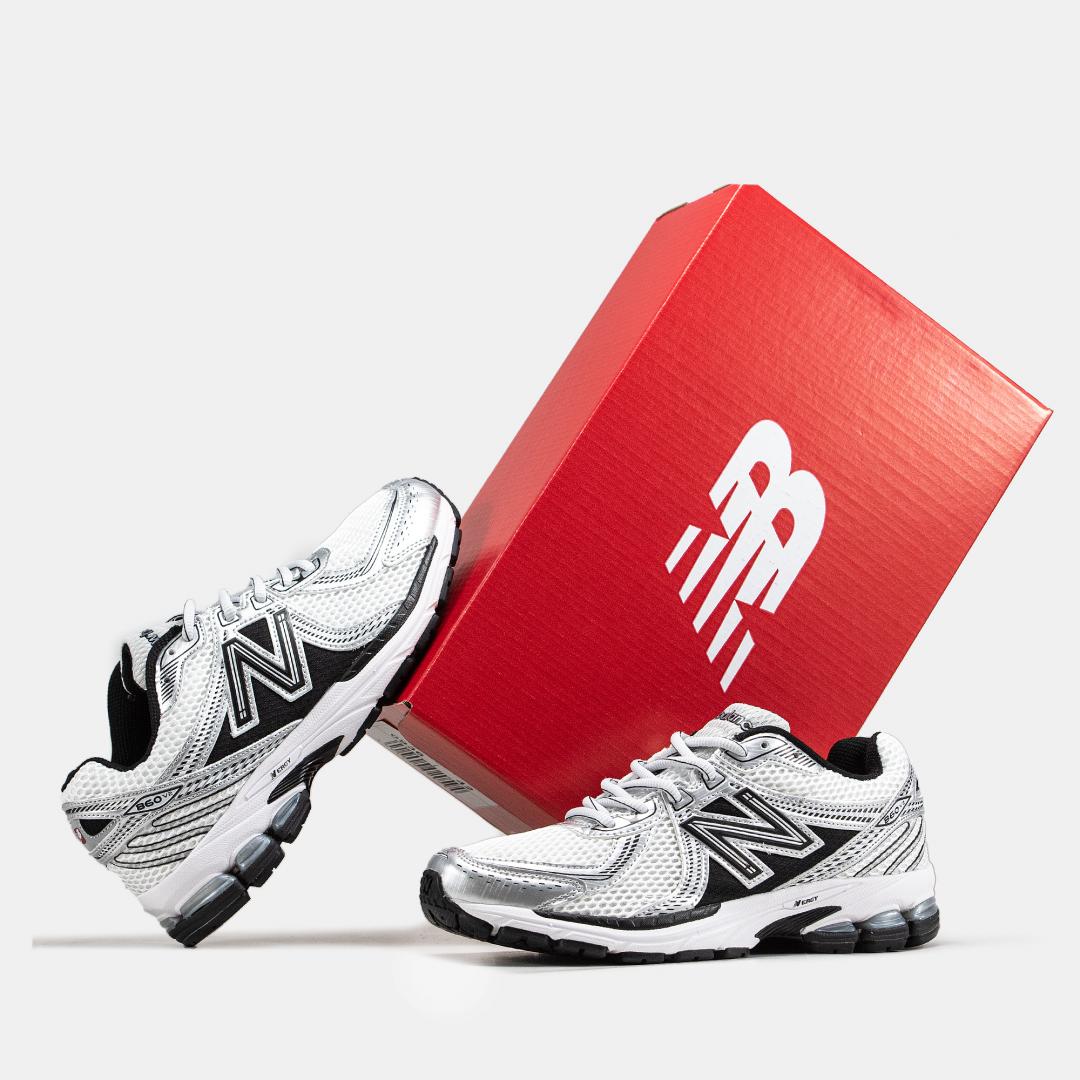 New Balance 860v2. White Silver
