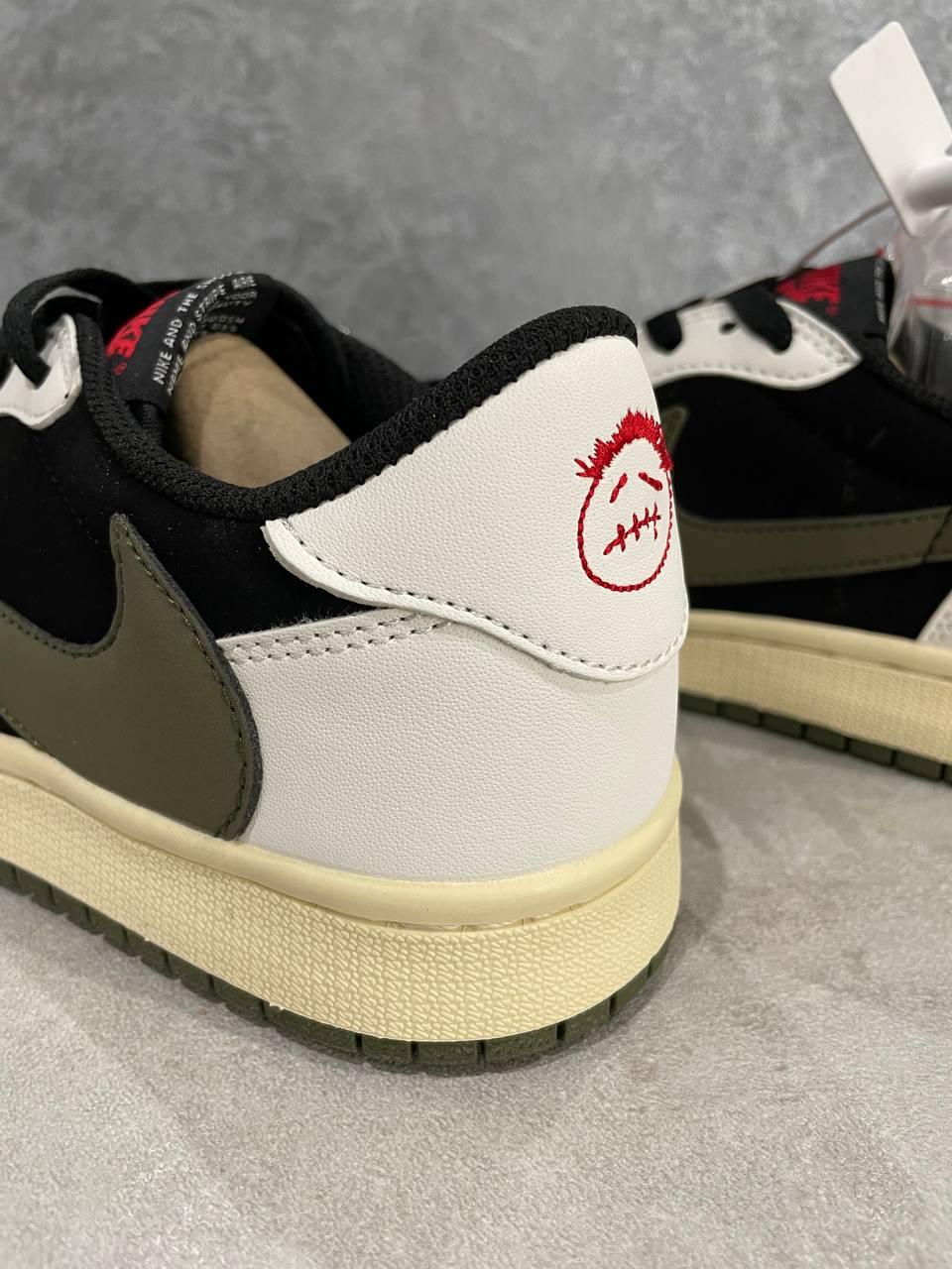 Travis Scott x Air Jordan 1 Low Olive