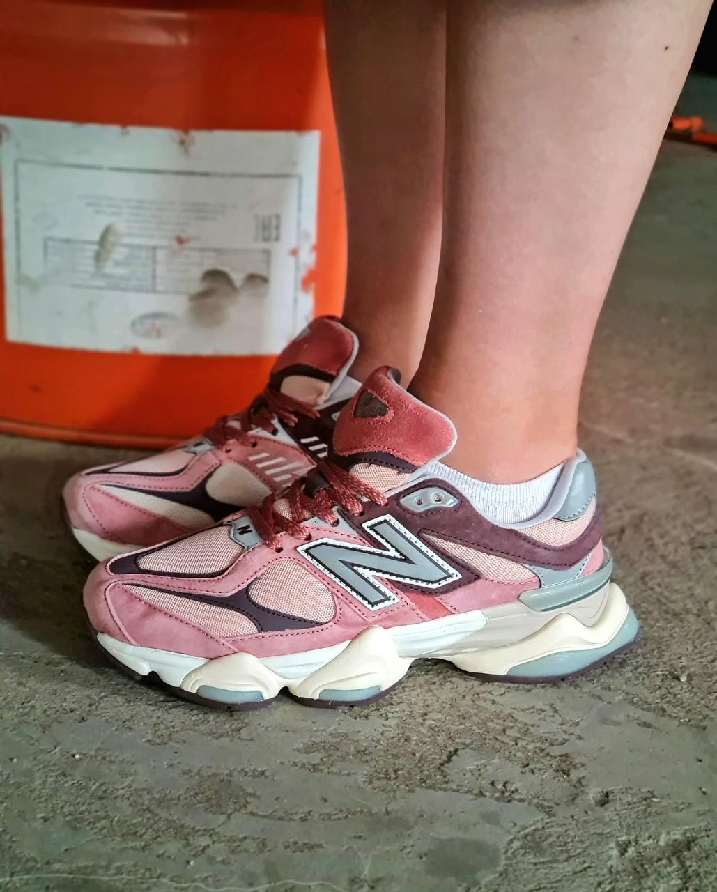 New Balance 9060 Cherry Blossom