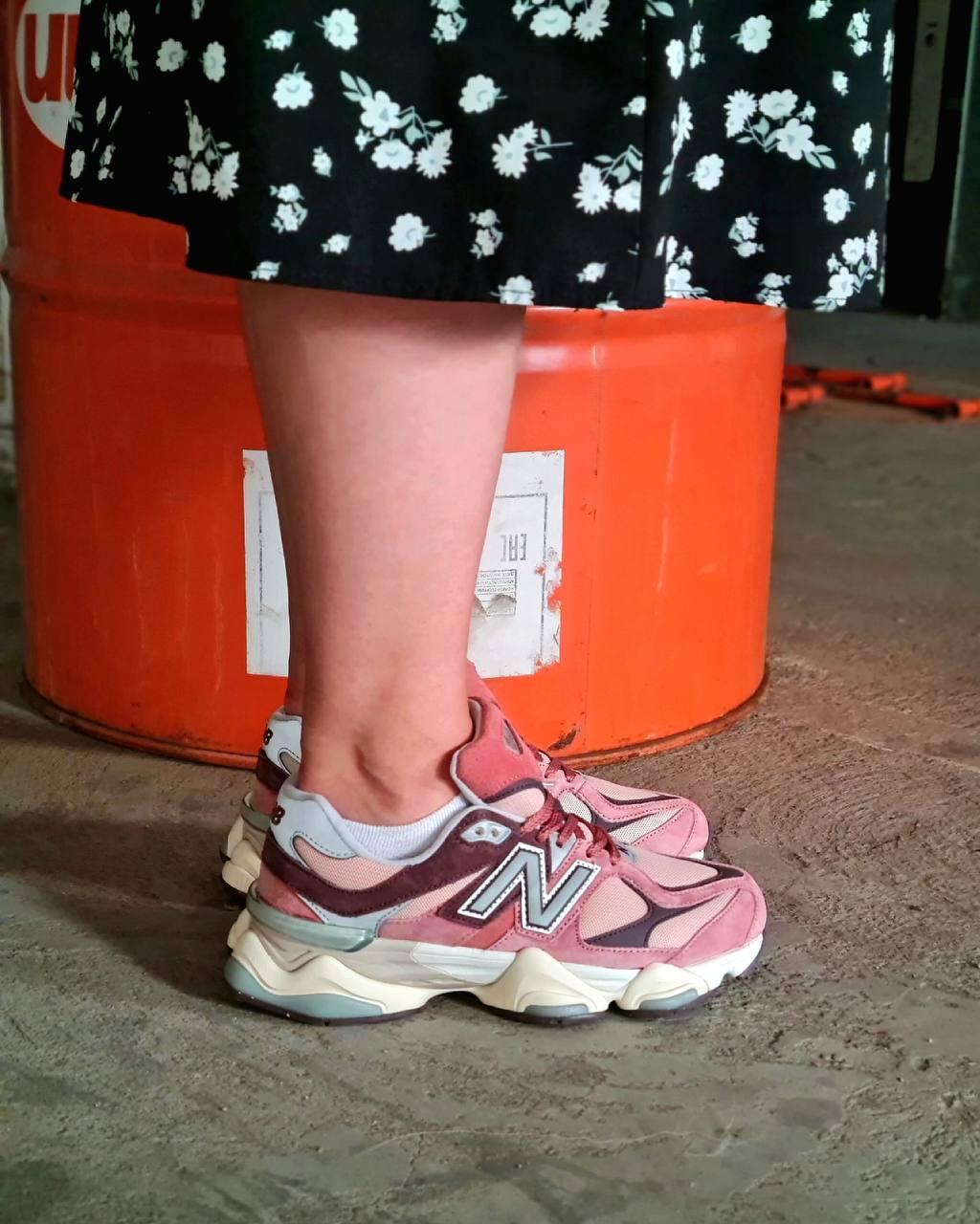 New Balance 9060 Cherry Blossom