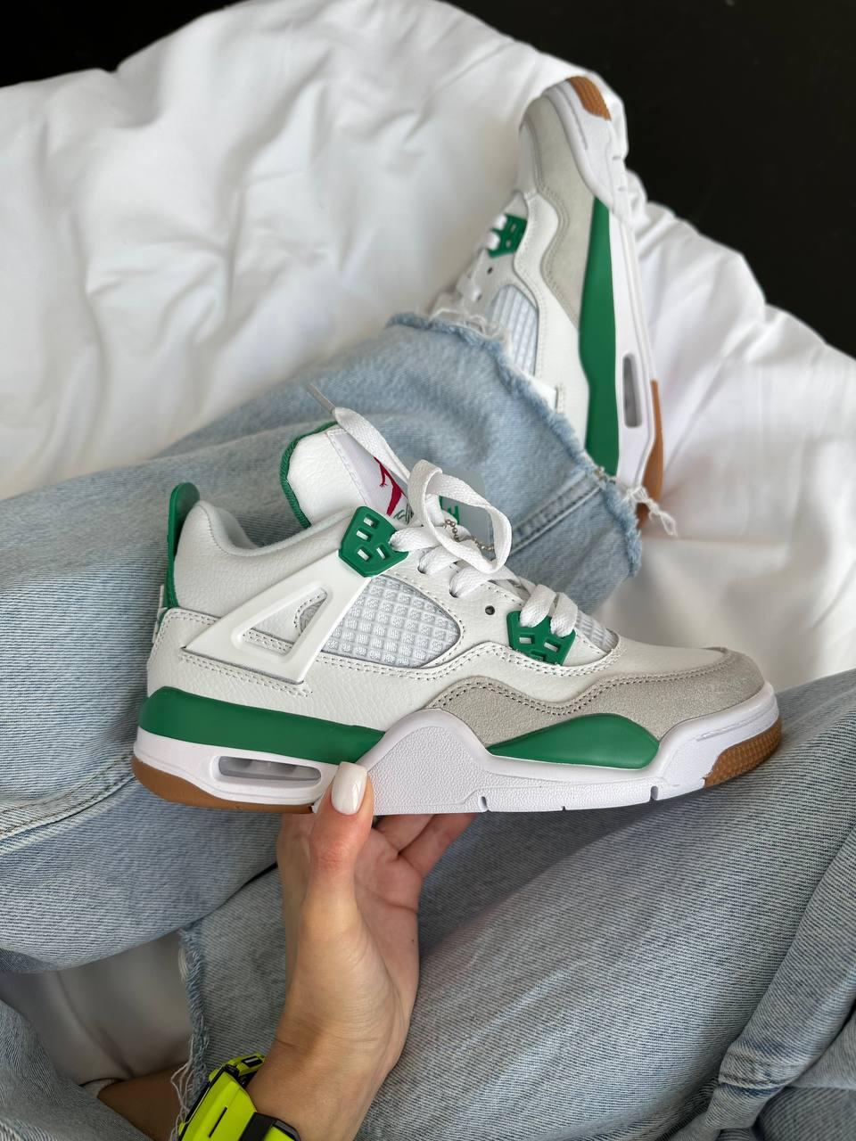 Nike Air Jordan 4 Retro x SB Pine Green