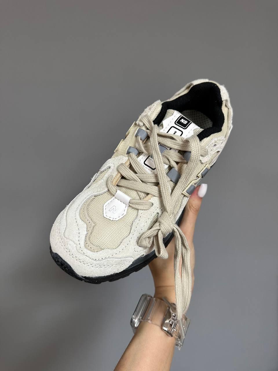 New Balance 1906r Beige Black