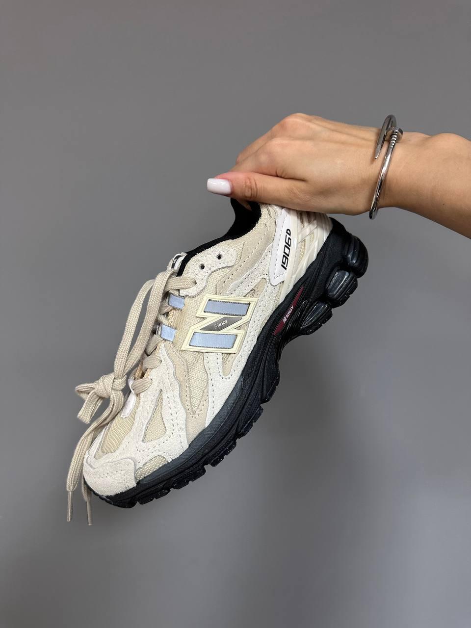 New Balance 1906r Beige Black