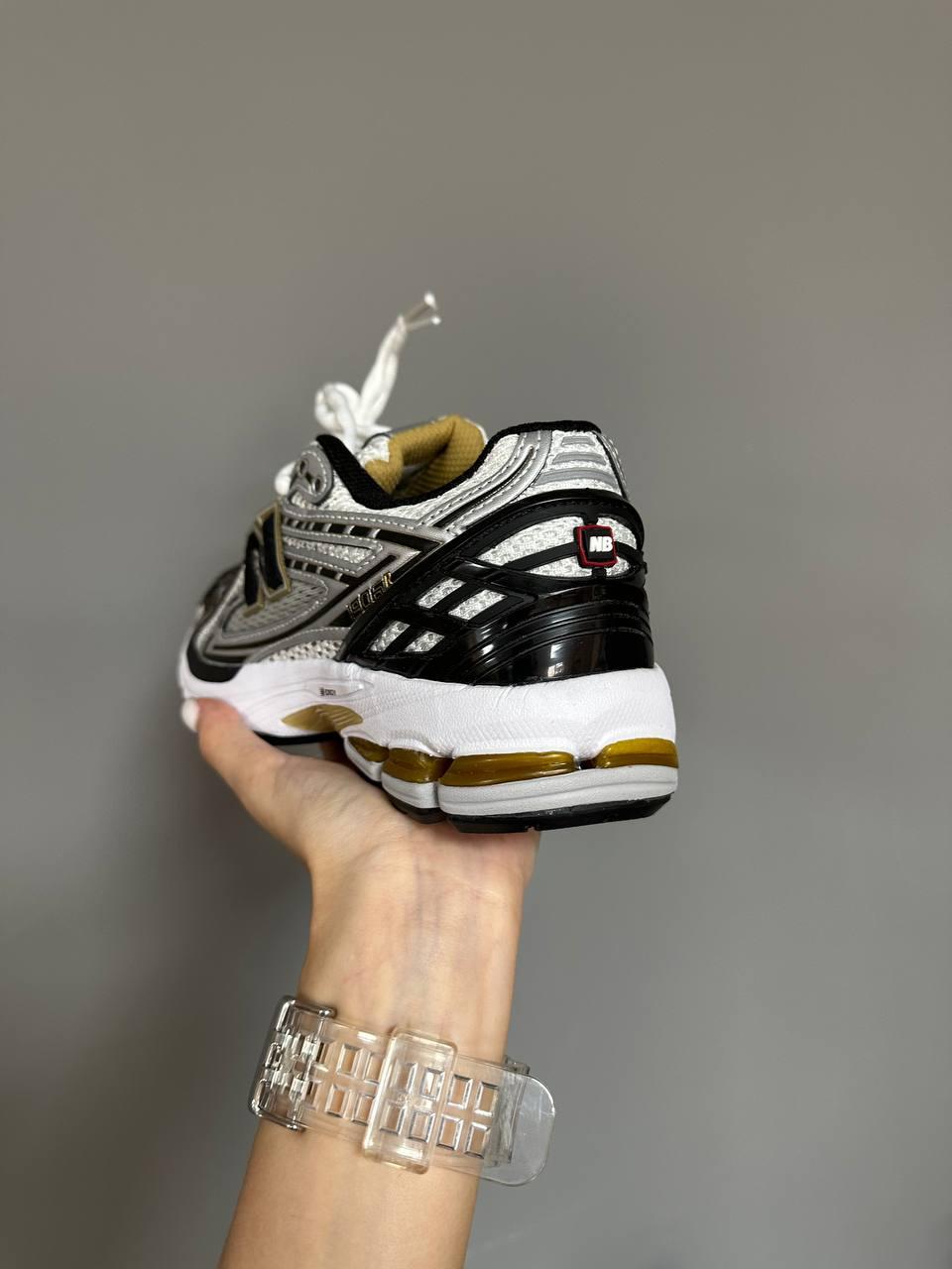 New Balance 1906r Gold Silver Black