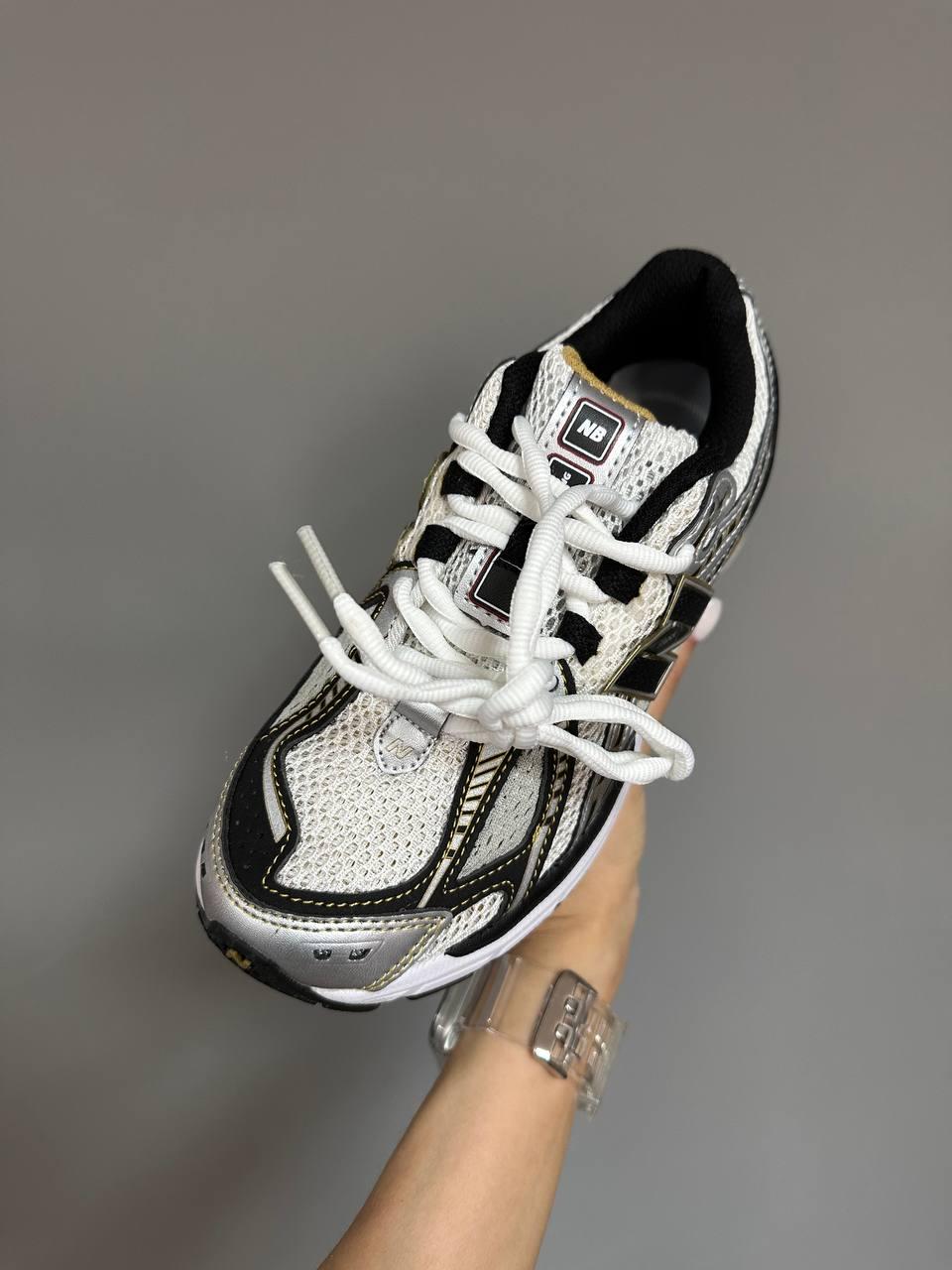 New Balance 1906r Gold Silver Black