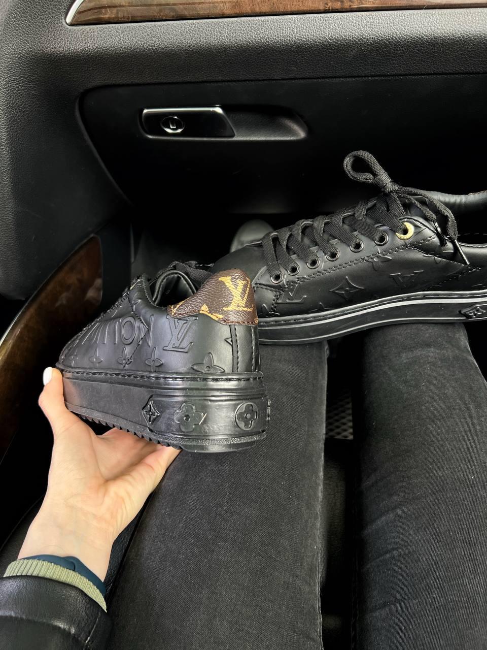 Louis Vuitton Time Out Full Black