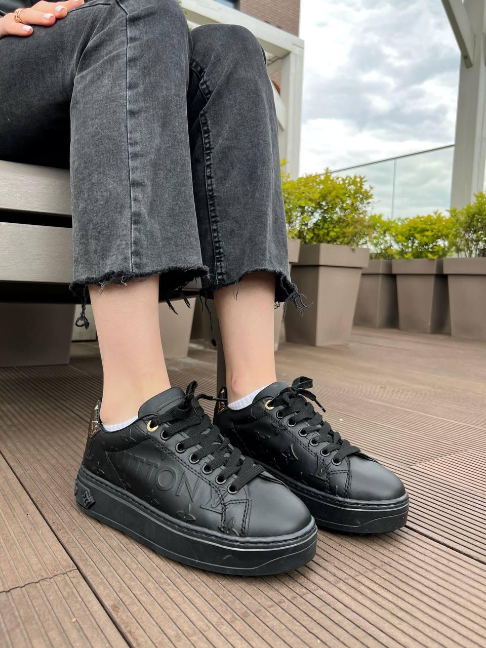 Louis Vuitton Time Out Full Black