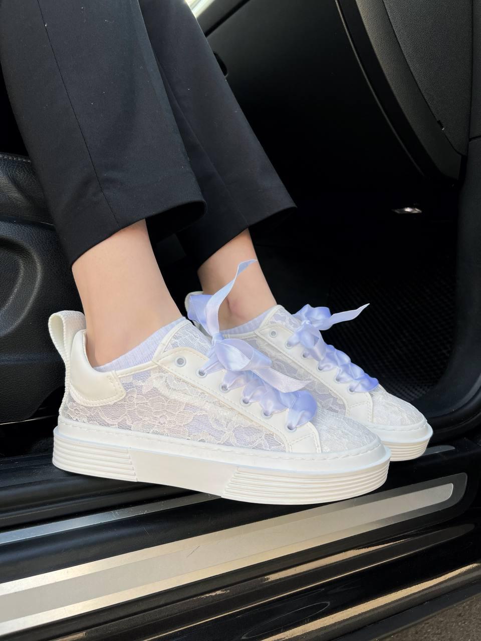 Chloe Lauren Sneakers White