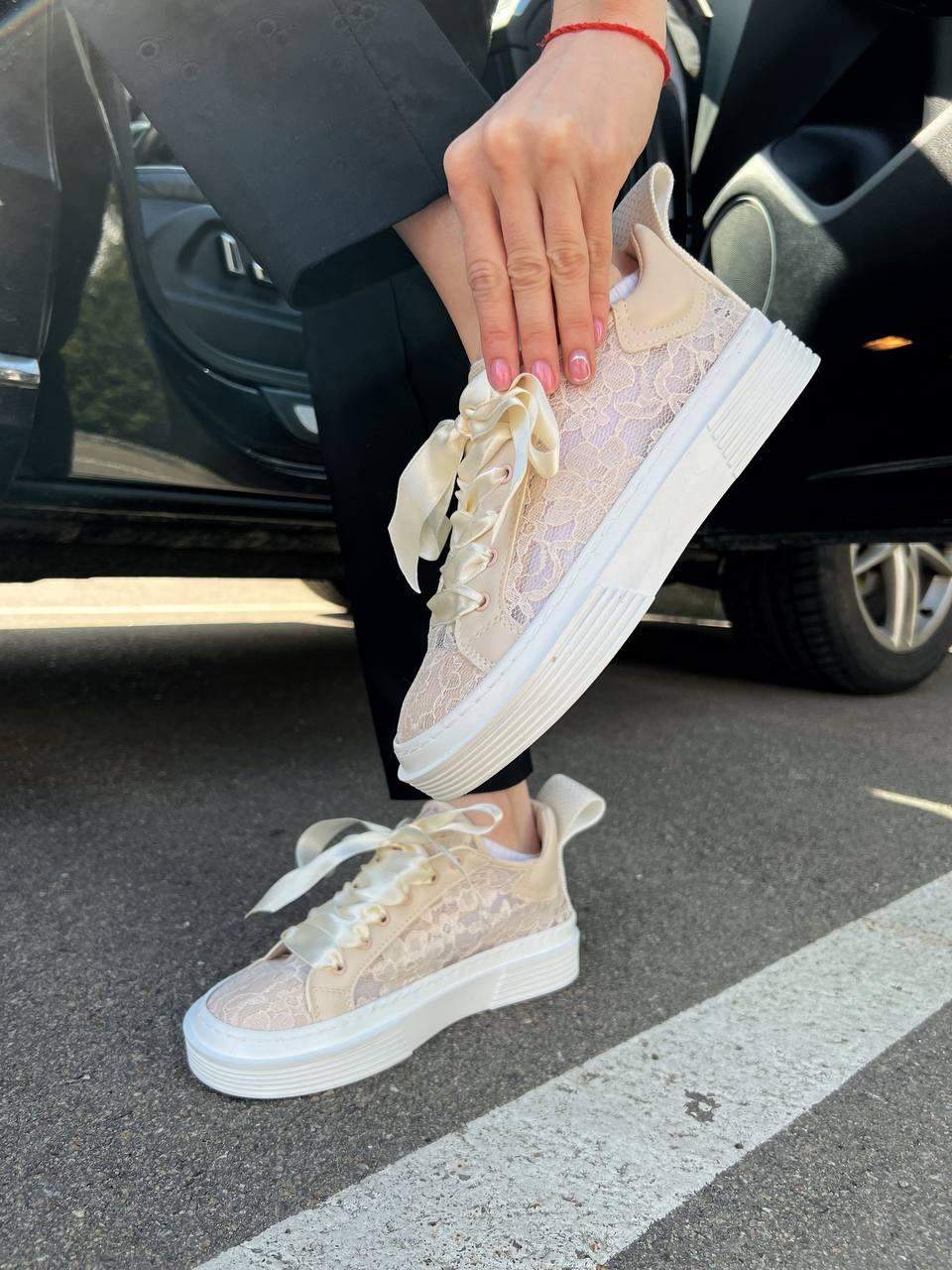 Chloe Lauren Lace Sneakers Beige