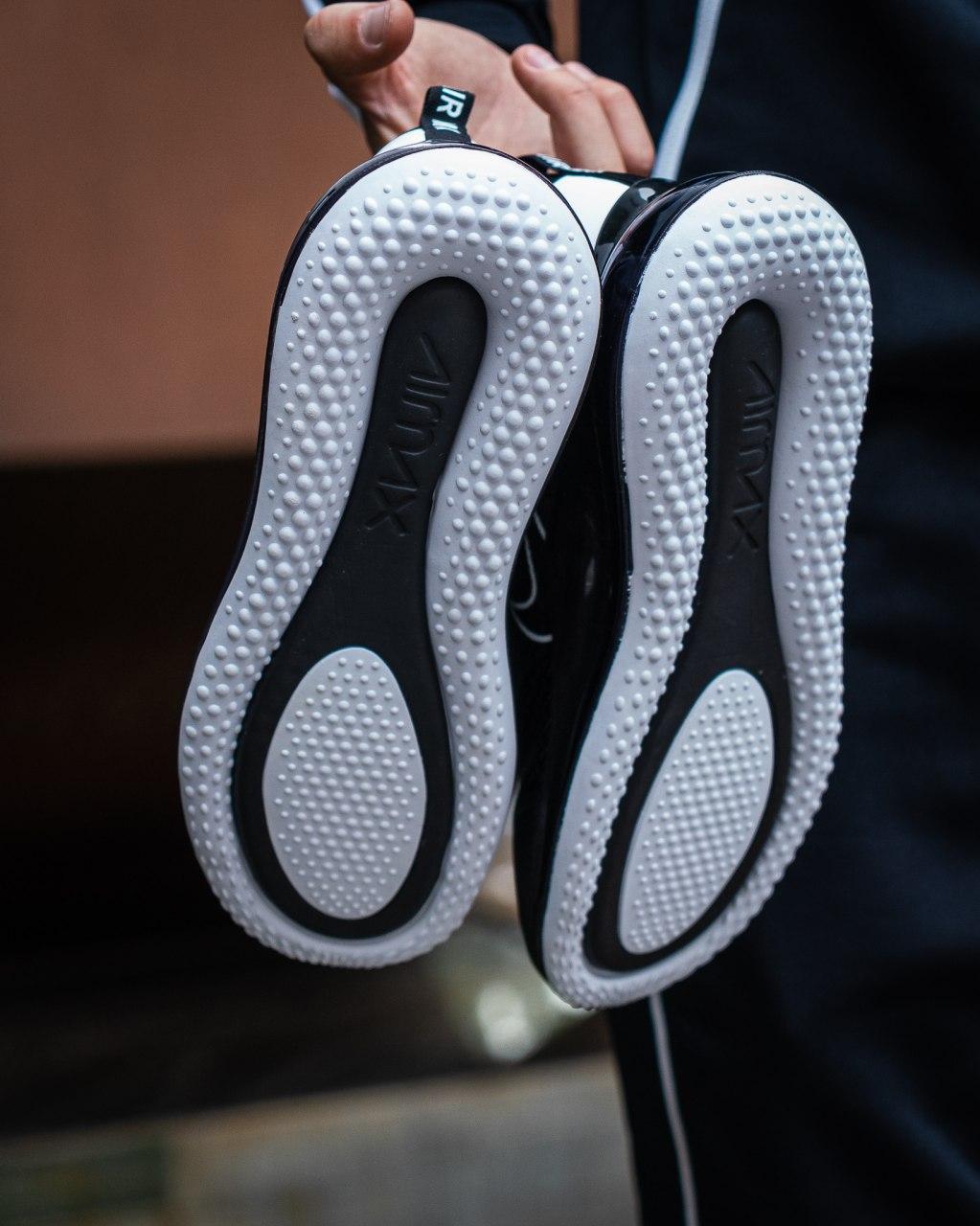 Nike Air Max 720 NEW Black White